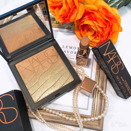 パラダイスファウンド ブロンズパウダー/NARS/パウダーチークを使ったクチコミ(3枚目)