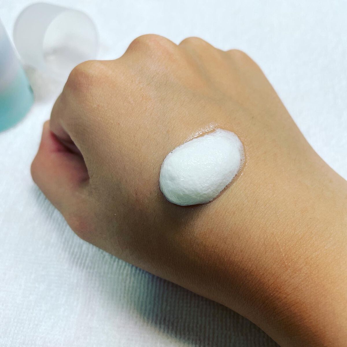 プロディフェンス オールインワンUV ムース（ライトアップ）/サンカット®/日焼け止めクリームを使ったクチコミ（3枚目）