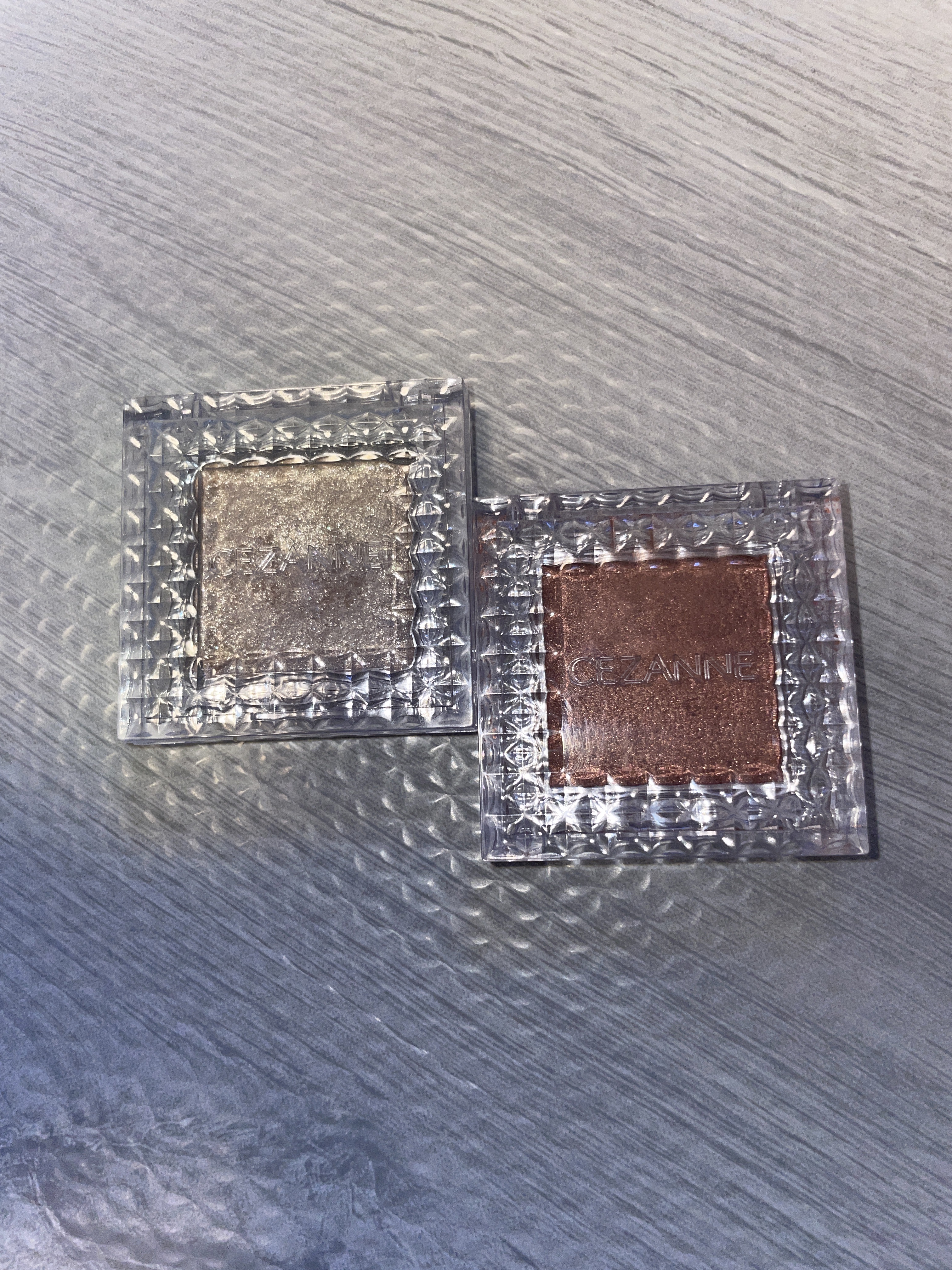 シングルカラーアイシャドウ/CEZANNE/単色アイシャドウを使ったクチコミ（1枚目）