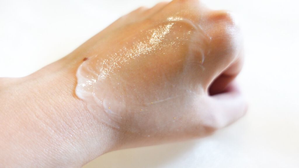 ユースエイジゴールドアイクリーム/SNP/アイケア・アイクリームを使ったクチコミ(4枚目)