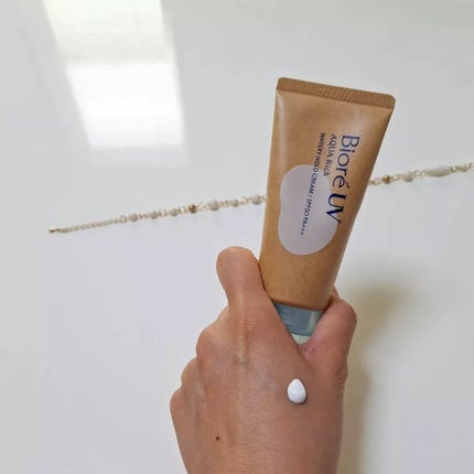 ビオレUV アクアリッチ ウォータリーホールドクリーム(水肌記憶UV)/ビオレ/日焼け止めクリームを使ったクチコミ(3枚目)