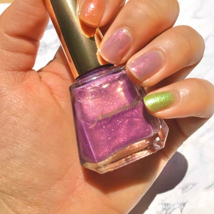 コンスピキュアス ネイルカラー /Amplitude/マニキュアを使ったクチコミ(4枚目)