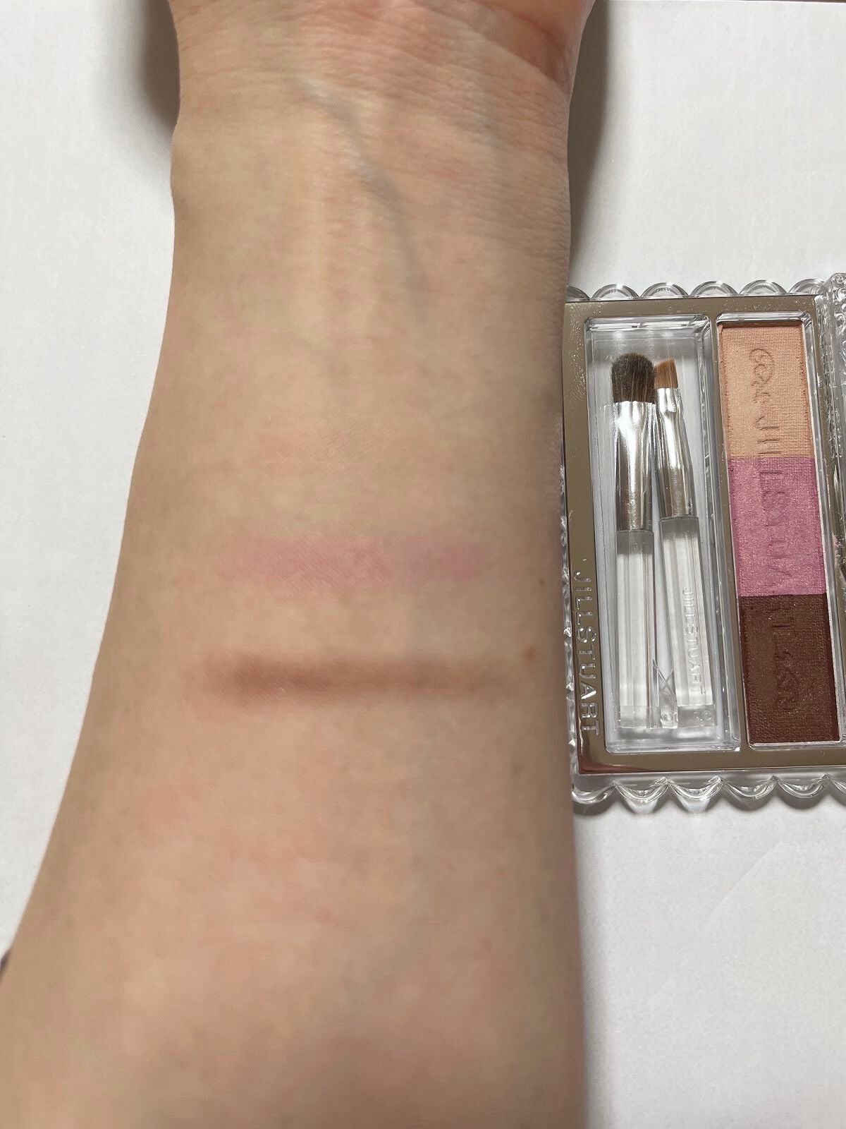 ジルスチュアート ニュアンスブロウパレット/JILL STUART/パウダーアイブロウを使ったクチコミ(3枚目)