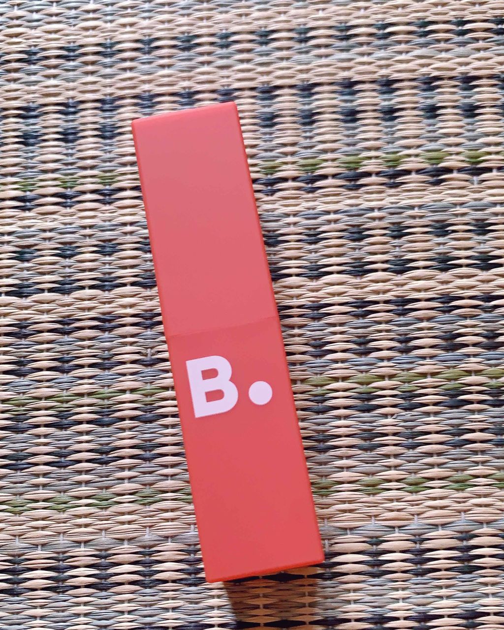 アイクラッシュ スパンコールピグメント/B. by BANILA/単色アイシャドウを使ったクチコミ（1枚目）