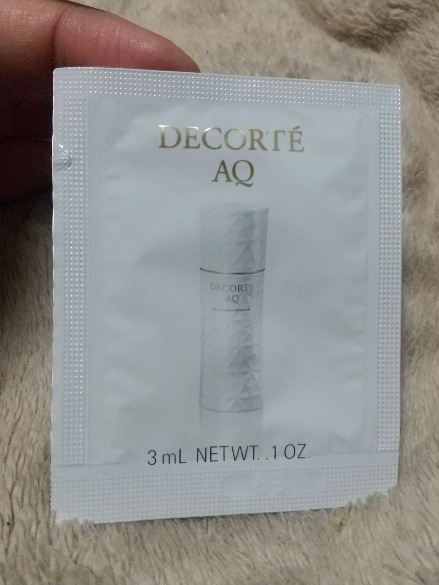 AQ アブソリュート エマルジョン マイクロラディアンス Ⅰ/DECORTÉ/乳液を使ったクチコミ(1枚目)