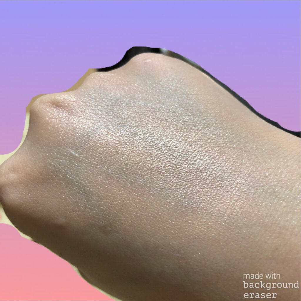 オーロラシマー ハイライター/innisfree/パウダーハイライトを使ったクチコミ(3枚目)