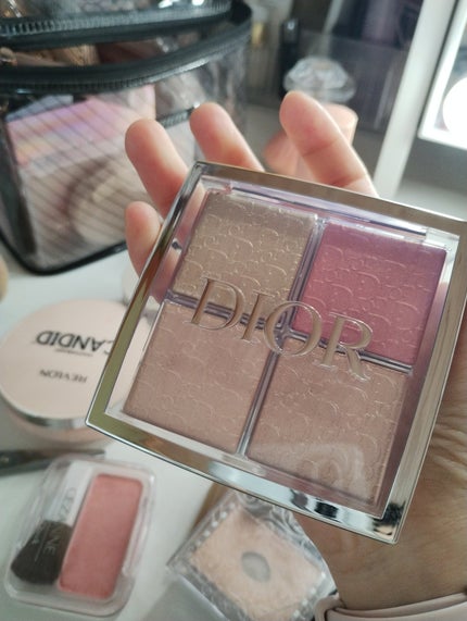 ディオール バックステージ フェイス グロウ パレット/Dior/ハイライトを使ったクチコミ(1枚目)