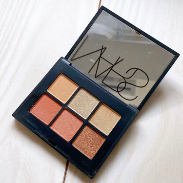 ヴォワヤジュールアイシャドウパレット 1199/NARS/アイシャドウパレットを使ったクチコミ（3枚目）