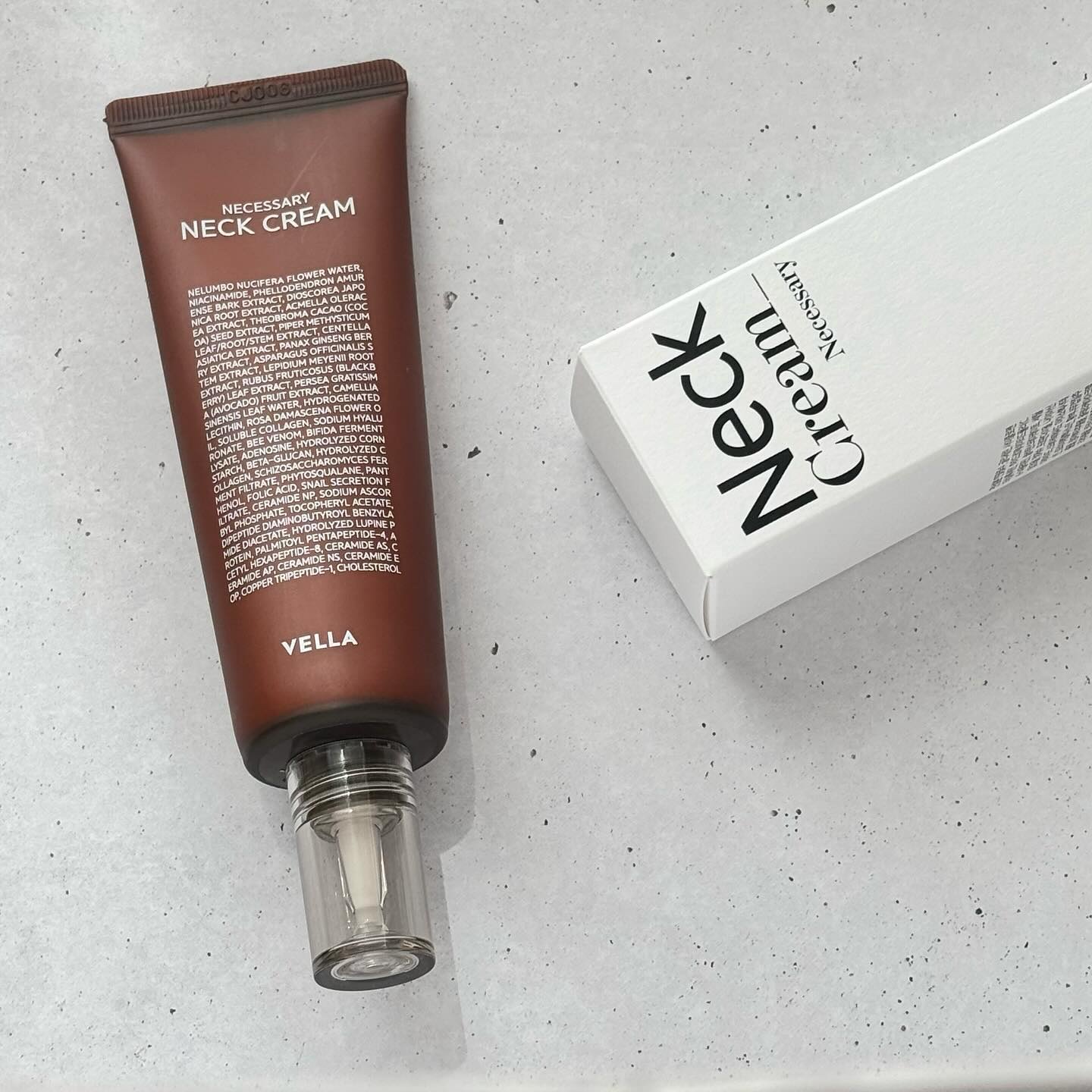 ベラ アルティメットエージ ネッククリーム/VELLA/フェイスクリームを使ったクチコミ（2枚目）