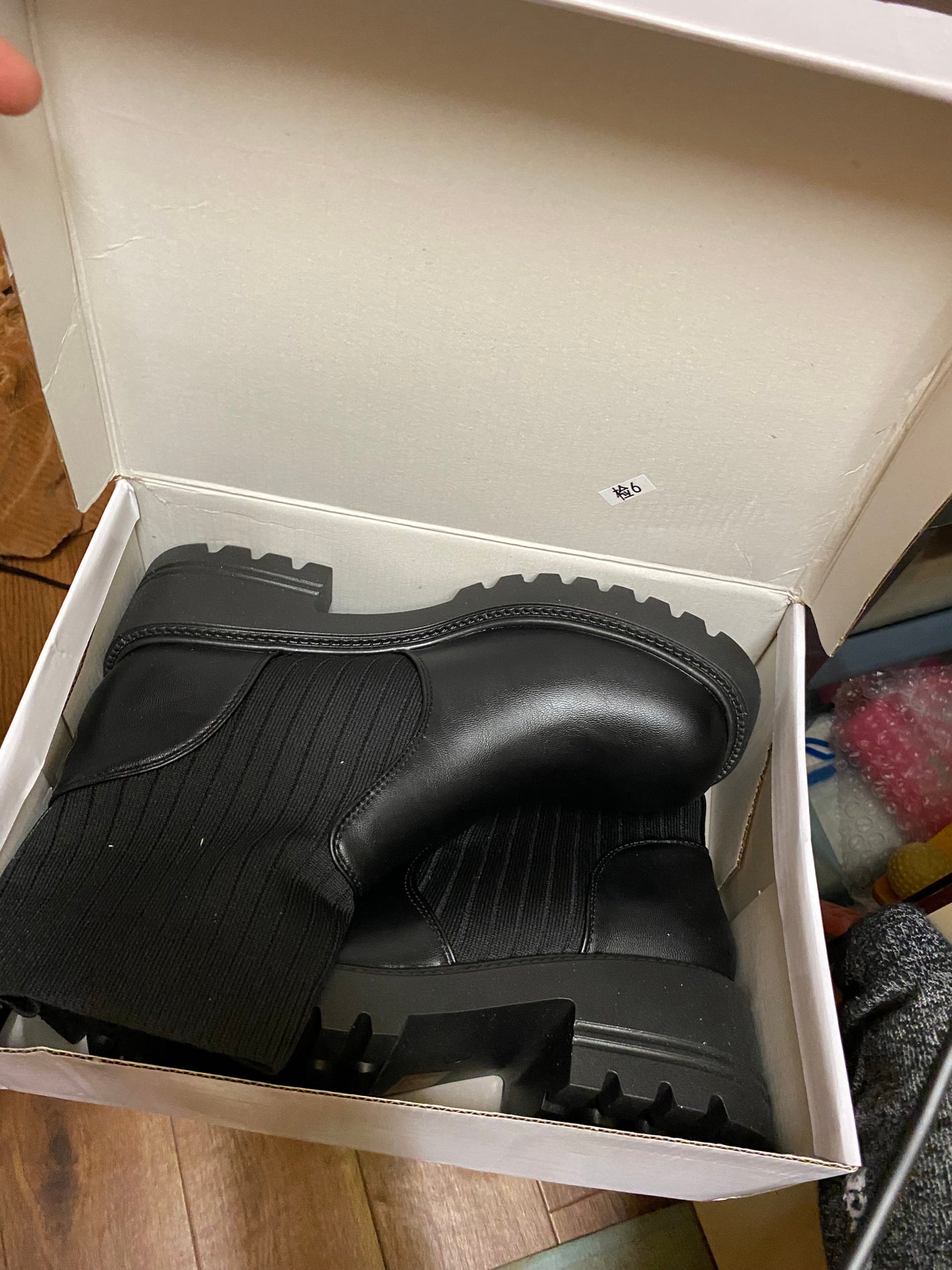 リサ・ラーソン♡クッションファンデマニア on LIPS 「#SEIN#スタッドレスブーツ#5センチヒール#ブーツ足首から..」(1枚目)