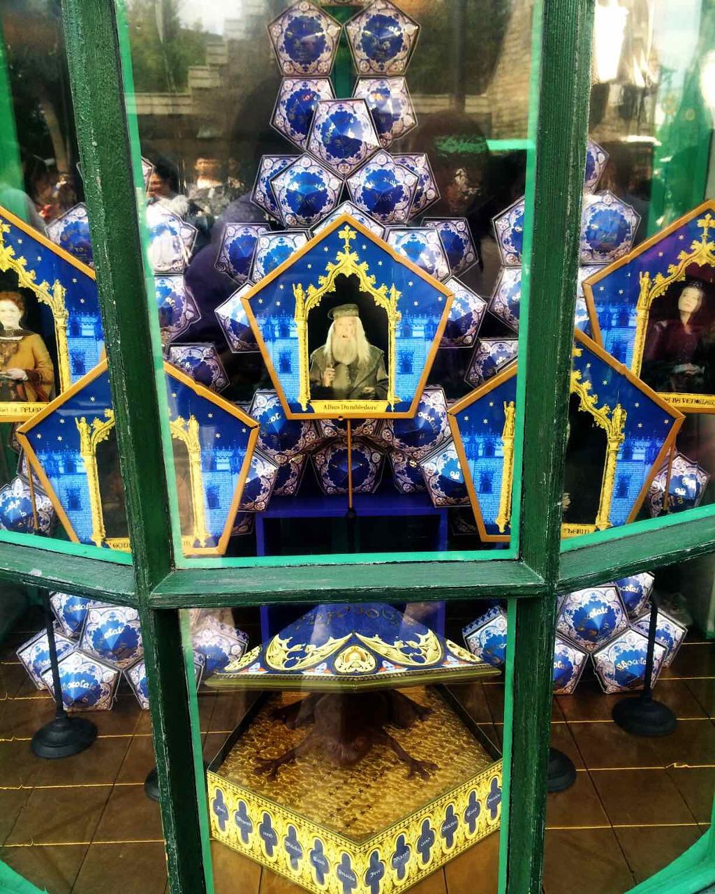 がーな on LIPS 「皆さま初めまして。がーなと申します。最初は見る専門だったのです..」(1枚目)