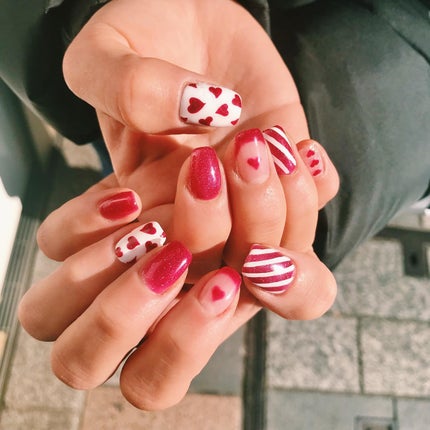 #ジェルネイル,#ネイル,#ジェルネイル,#ネイル,#バレンタインネイル,#アシメネイル,#ニュアンスネイルのネイルデザイン