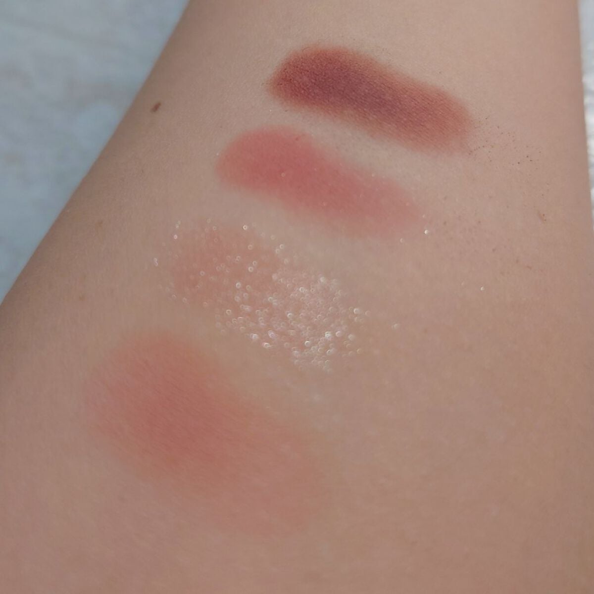 ローカー プレイカラーアイズミニ/ETUDE/アイシャドウパレットを使ったクチコミ(4枚目)