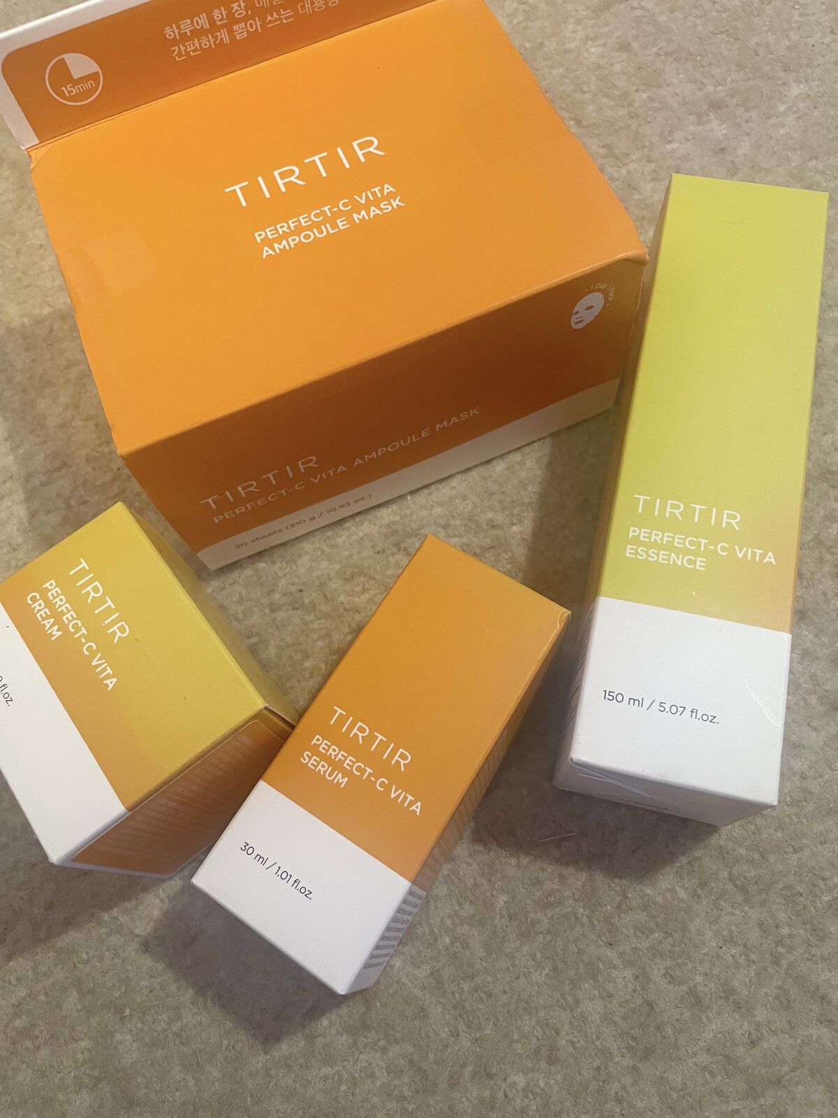 パーフェクトCビタセラム/TIRTIR(ティルティル)/美容液を使ったクチコミ（2枚目）