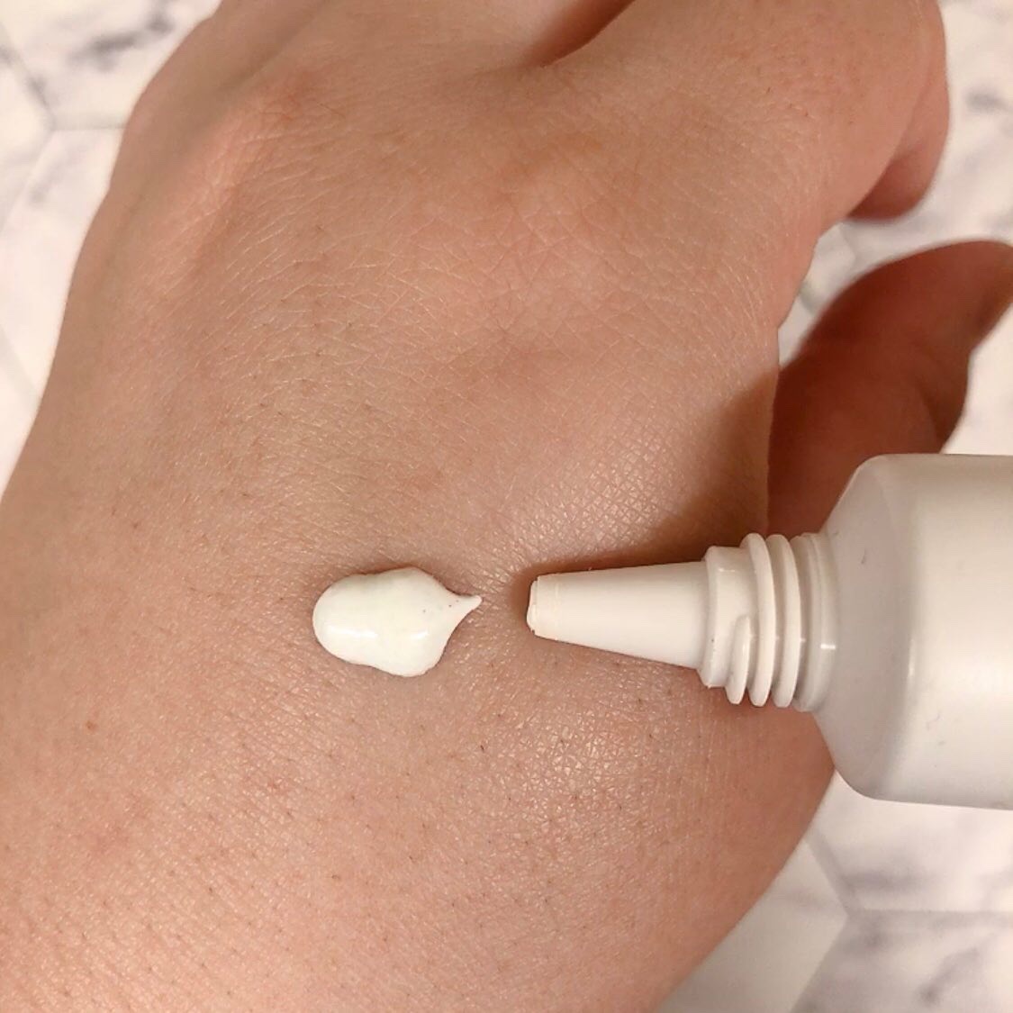 トランスフォーマートーンアップUVプライマー SPF38 PA+++/SISI/化粧下地を使ったクチコミ（3枚目）