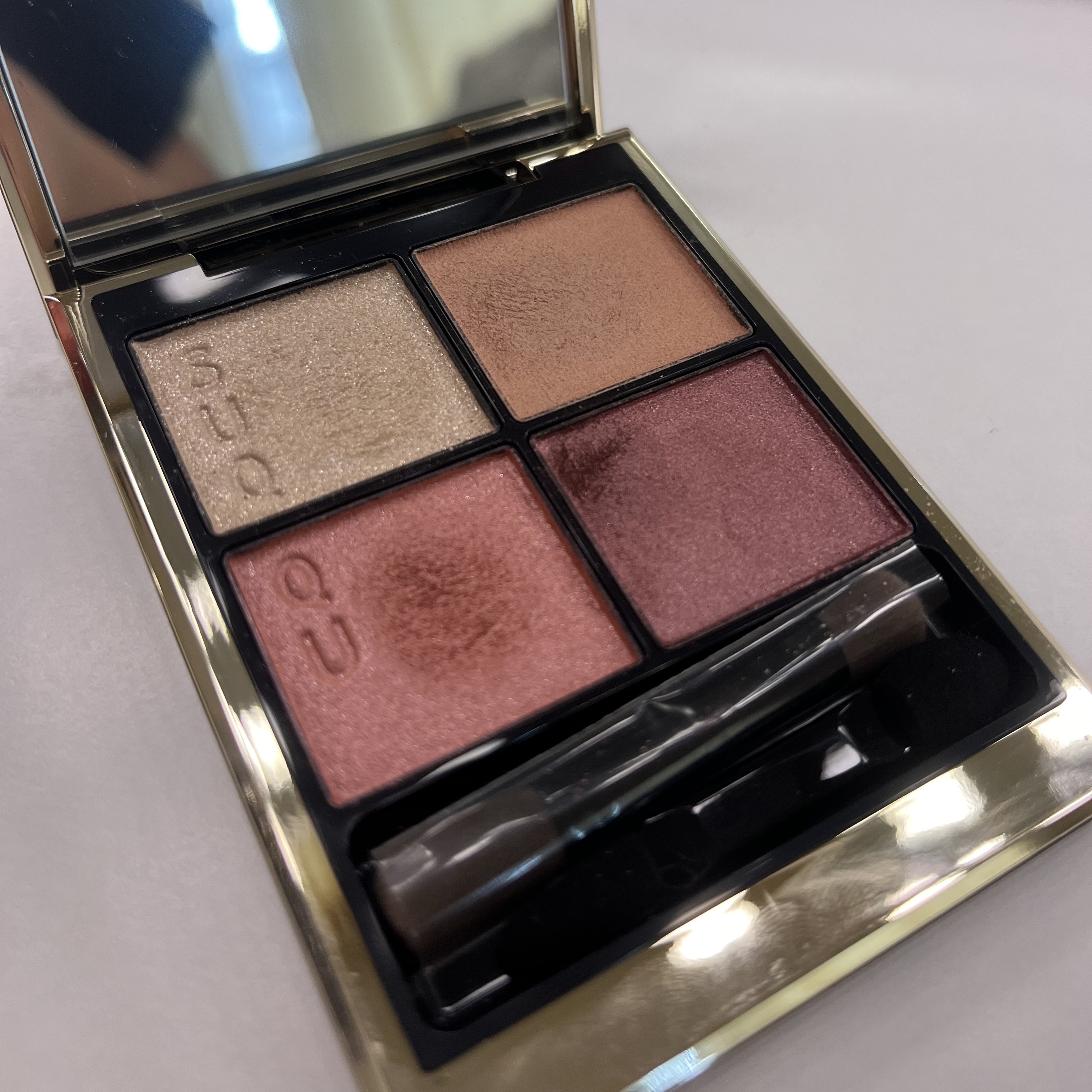 シグニチャー カラー アイズ/SUQQU/アイシャドウパレットを使ったクチコミ（2枚目）