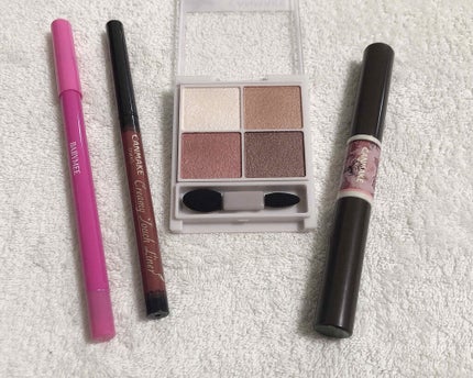 シルキースフレアイズ/キャンメイク/アイシャドウパレットを使ったクチコミ(3枚目)