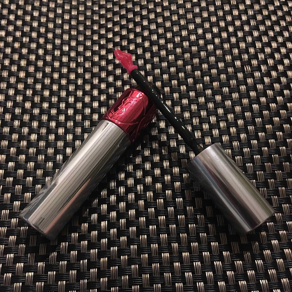 ヴォリュプテ ティントインオイル/YVES SAINT LAURENT BEAUTE/リップグロスを使ったクチコミ(2枚目)