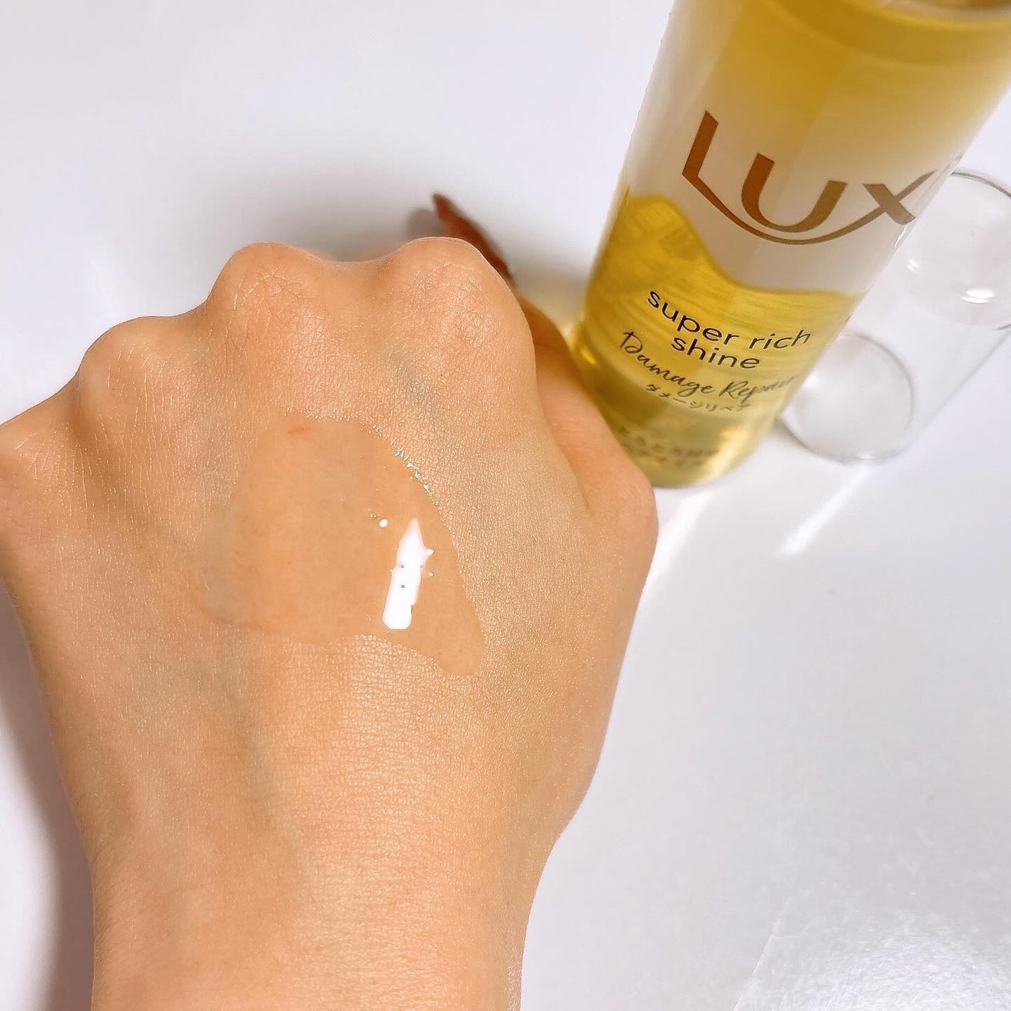 スーパーリッチシャイン ダメージリペア とろとろ補修ヘアオイル/LUX/ヘアオイルを使ったクチコミ(4枚目)