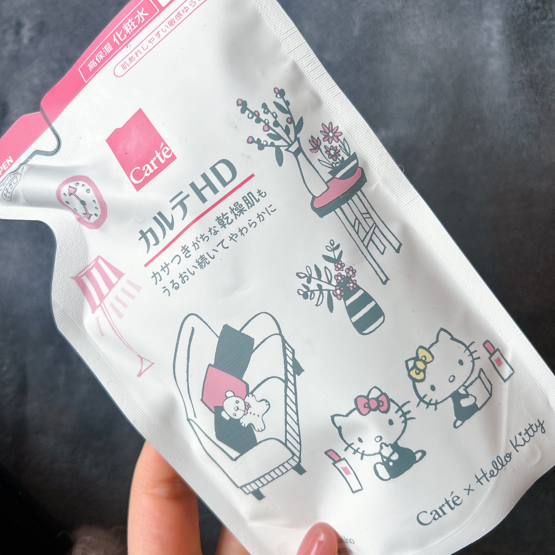 モイスチュア ローション ハローキティコラボ モイスチュア ローション つめかえキット/カルテHD/化粧水を使ったクチコミ（3枚目）