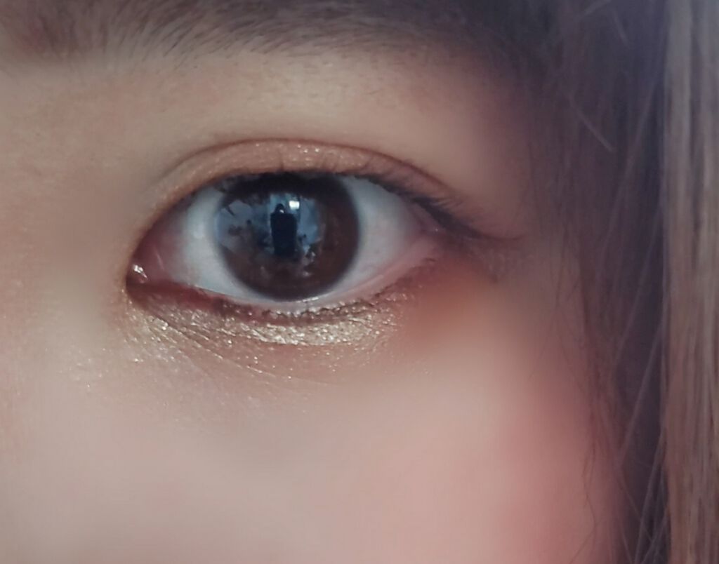 キラキラ アイシャドウ/ETUDE/スティックアイシャドウを使ったクチコミ(2枚目)