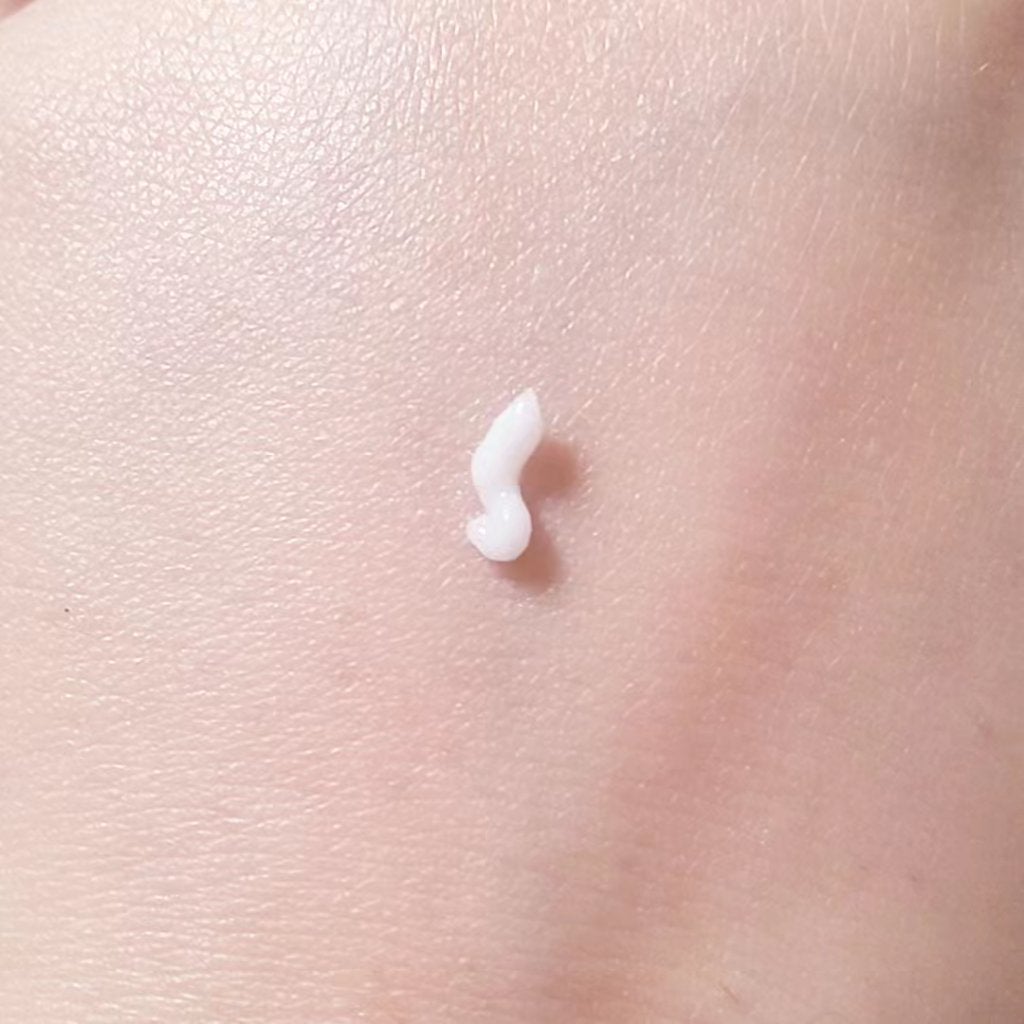 薬用リンクルホワイトアイクリーム/harica/アイケア・アイクリームを使ったクチコミ(2枚目)