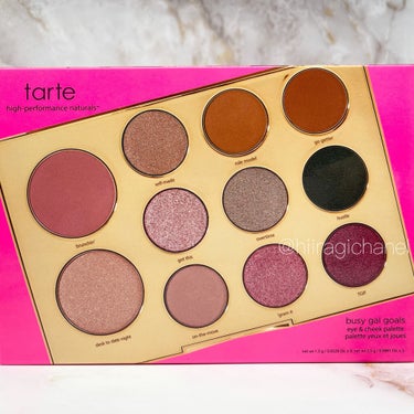 double duty beauty busy gal goals eye & cheek palette /tarte/パウダーアイシャドウを使ったクチコミ（4枚目）