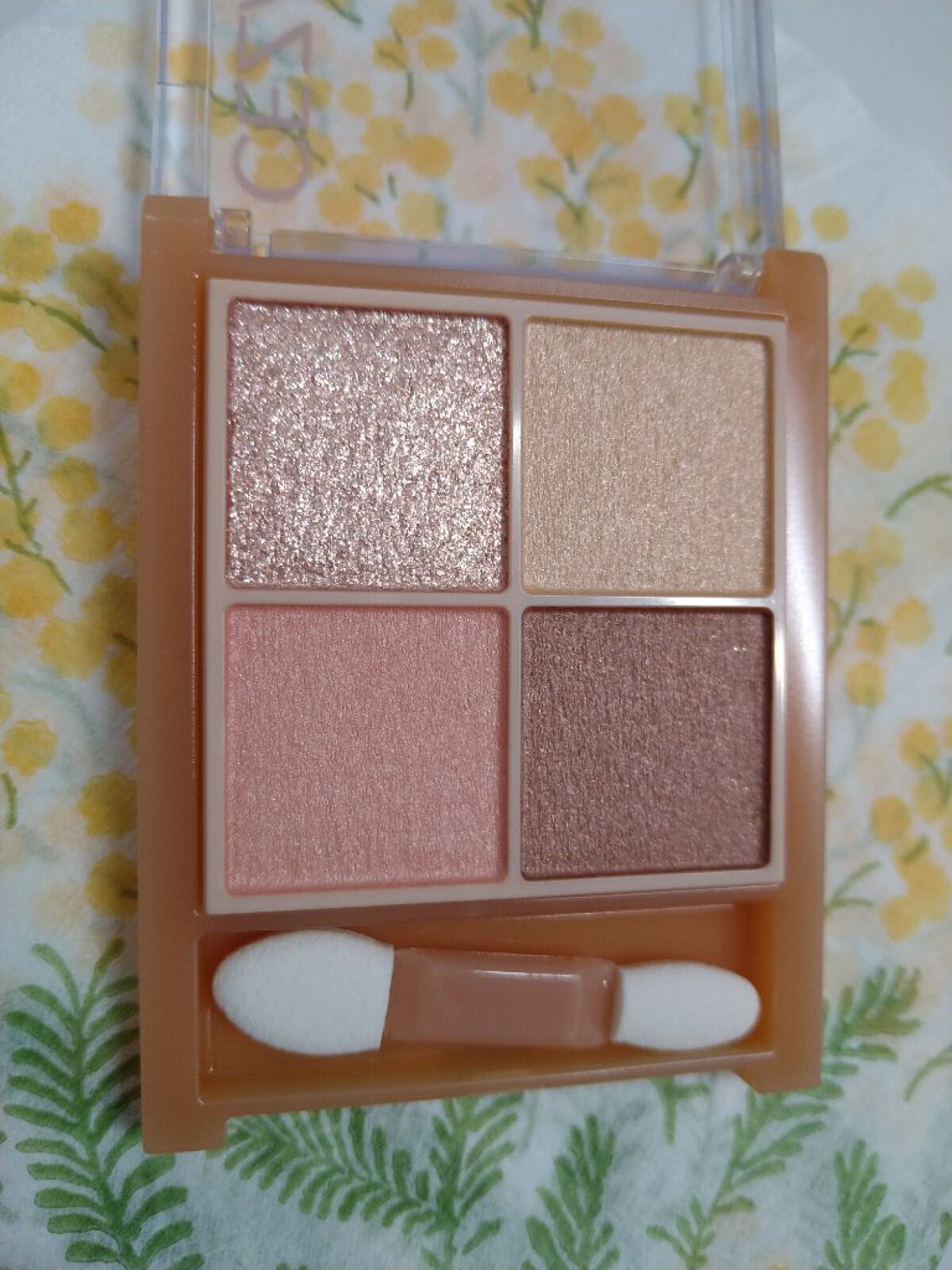 ベージュトーンアイシャドウ/CEZANNE/アイシャドウパレットを使ったクチコミ（3枚目）