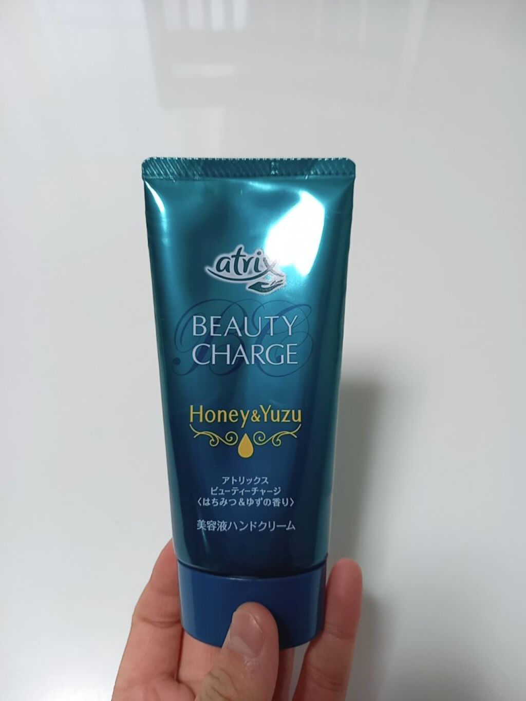 ビューティーチャージ はちみつ＆ゆずの香り/アトリックス/ハンドクリームを使ったクチコミ（1枚目）