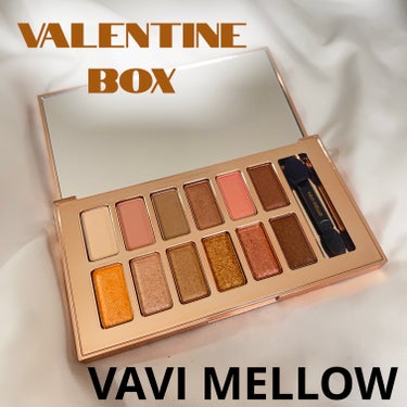 VAVI MELLO バレンタインボックスのクチコミ「Valentine Box🍫
バレンタインのチョコみたいに可愛いアイシャドウ✨️

【使った商.....」（1枚目）