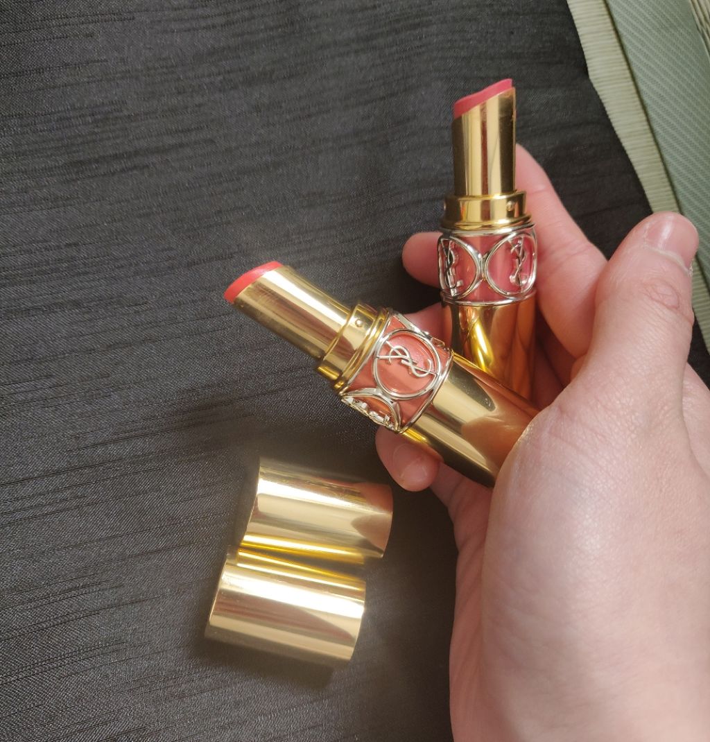 ルージュ ヴォリュプテ シャイン/YVES SAINT LAURENT BEAUTE/口紅を使ったクチコミ（2枚目）