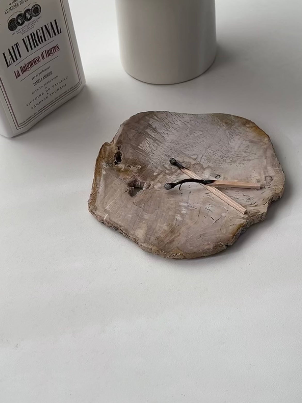 アリュメット・パルフュメ カンパーニュ・ディタリー/オフィシーヌ・ユニヴェルセル・ビュリー/その他を使ったクチコミ(3枚目)