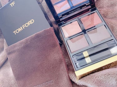 アイ カラー クォード/TOM FORD BEAUTY/アイシャドウパレットを使ったクチコミ（1枚目）