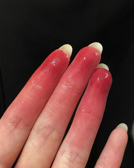 GO CRAZY DEWY LIPS/ABOUT TONE/リップグロスを使ったクチコミ(4枚目)