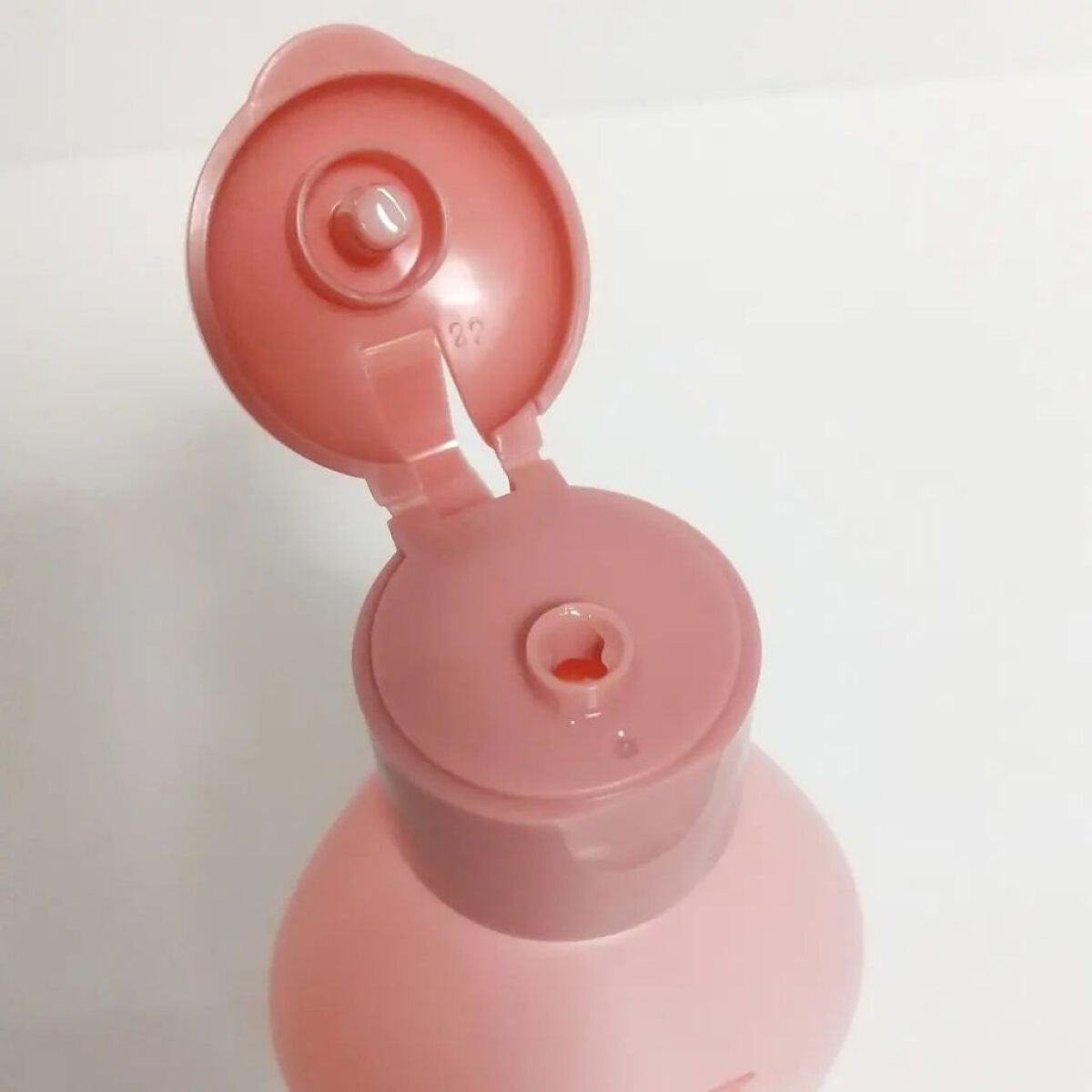 ホルモン美容乳液/クラブ/オールインワン化粧品を使ったクチコミ(2枚目)