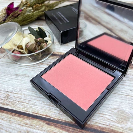 ブラッシュ カラー インフュージョン 12 PASSIONFRUIT/ローラ メルシエ/パウダーチークを使ったクチコミ(1枚目)