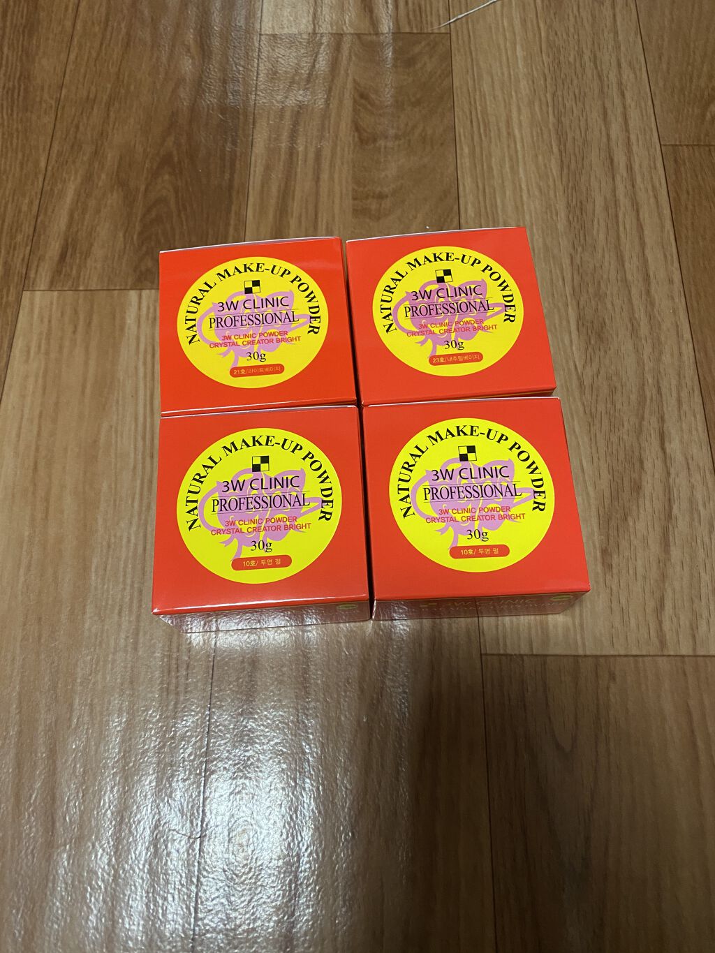 3W CLINIC(韓国) ナチュラルメイクアップパウダーのクチコミ「前回のQoo10メガ割で購入した
【乾かない・崩れない・くすみが気にならない⠀】
の3W CL.....」（1枚目）