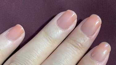 ももpeach🍑フォロバ on LIPS 「不器用でもできる！ナチュラル血色感ネイルの作り方！セルフネイル..」（2枚目）