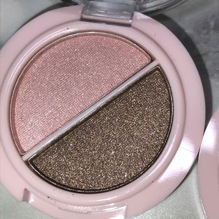 パウダーアイシャドウ ブルーミングキティ/DAISO/アイシャドウパレットを使ったクチコミ(2枚目)