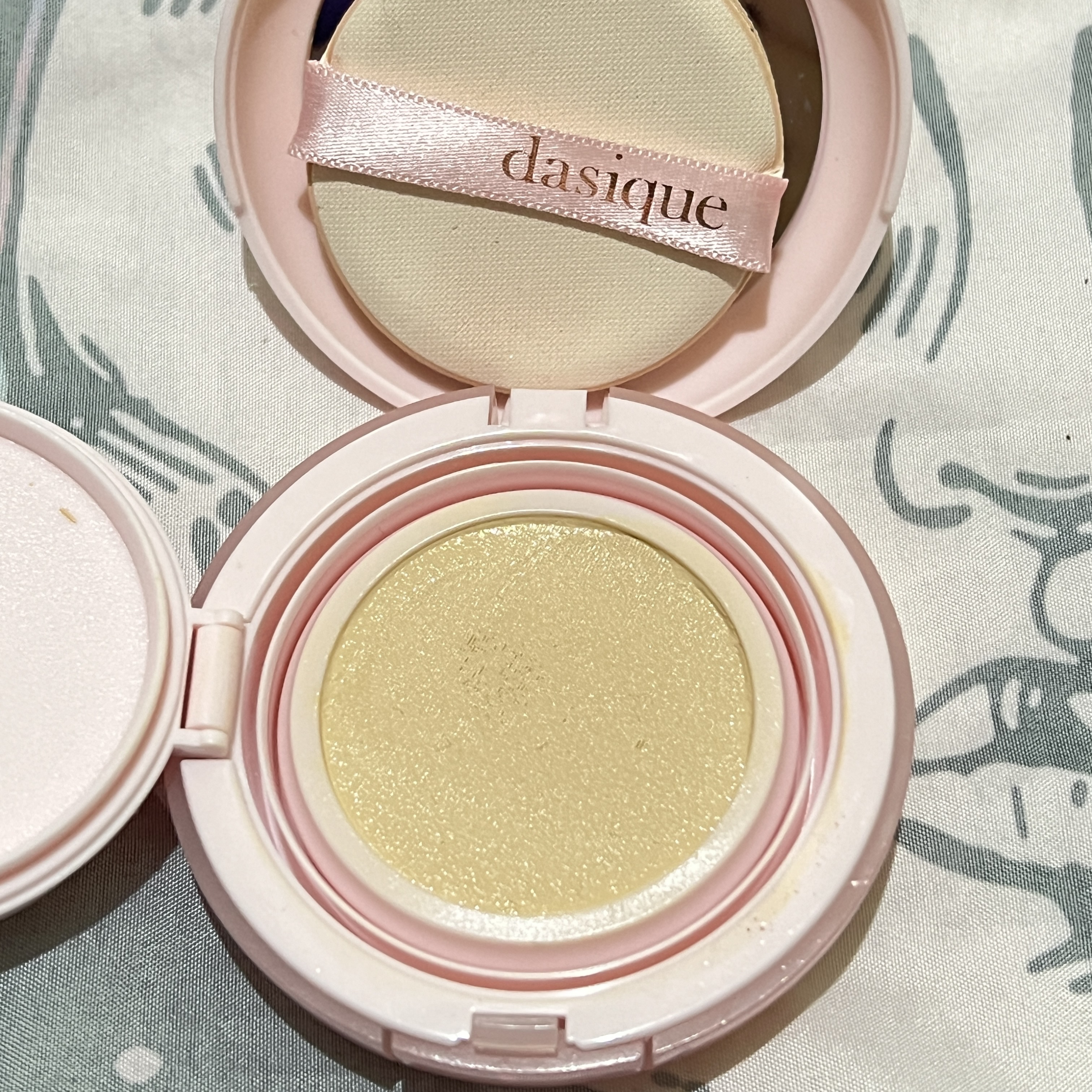 ウォーターデュイジェルクッション/dasique/クッションファンデーションを使ったクチコミ（2枚目）