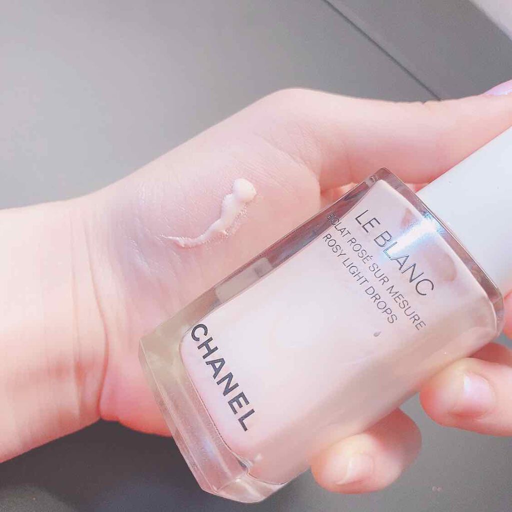 ル ブラン ロージー ドロップス/CHANEL/リキッドハイライトを使ったクチコミ（1枚目）