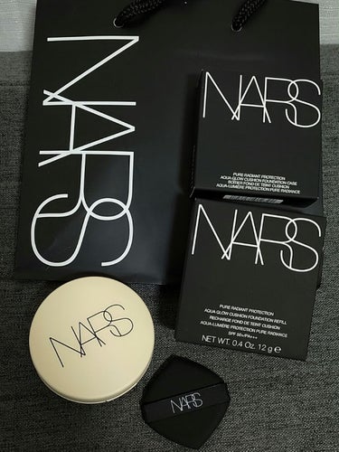 ピュアラディアントプロテクション アクアティックグロー クッションファンデーション SPF50+／PA+++ 00508/NARS/クッションファンデーションを使ったクチコミ（2枚目）