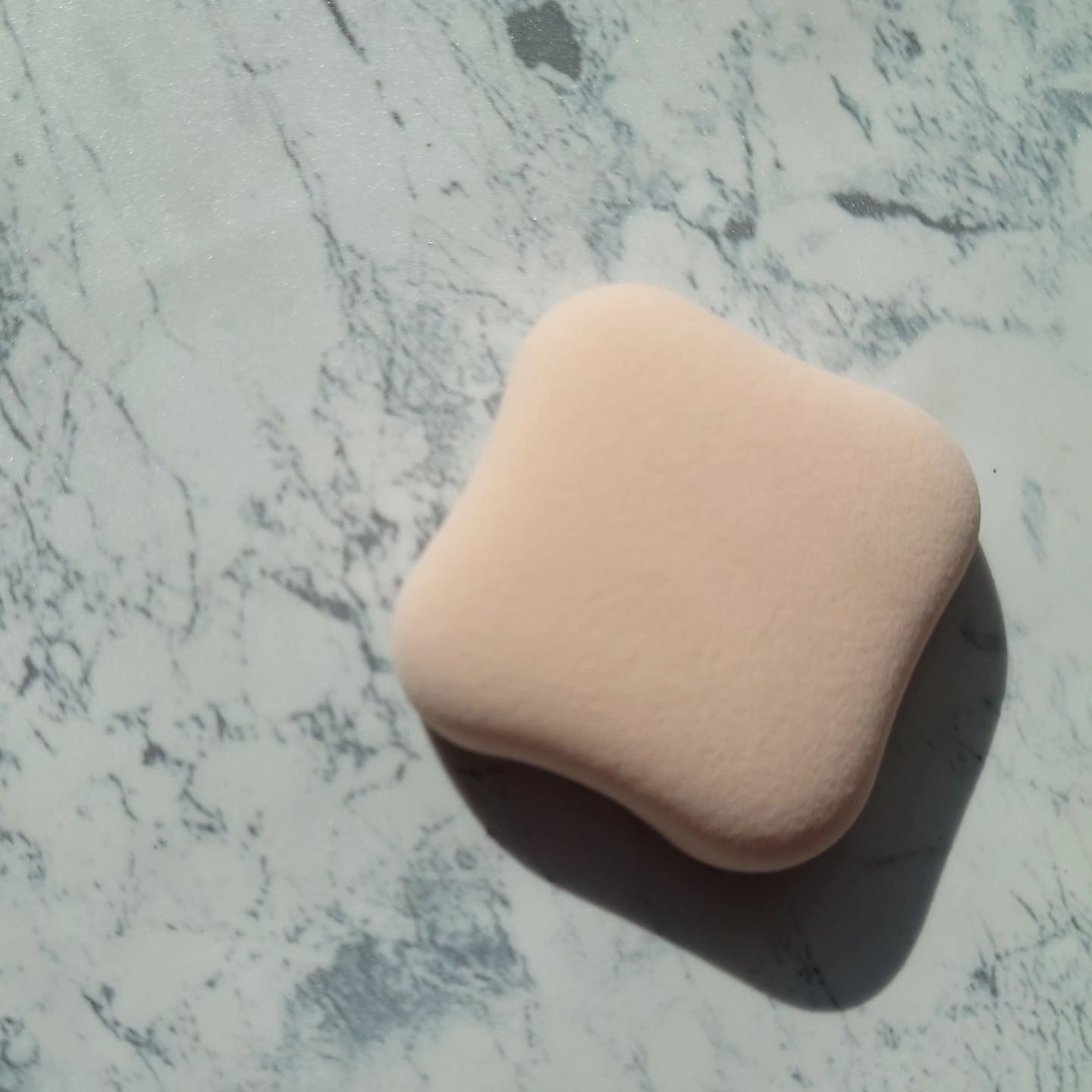 ファンデーションが染みこみにくいパフ/貝印/パフ・スポンジを使ったクチコミ（2枚目）