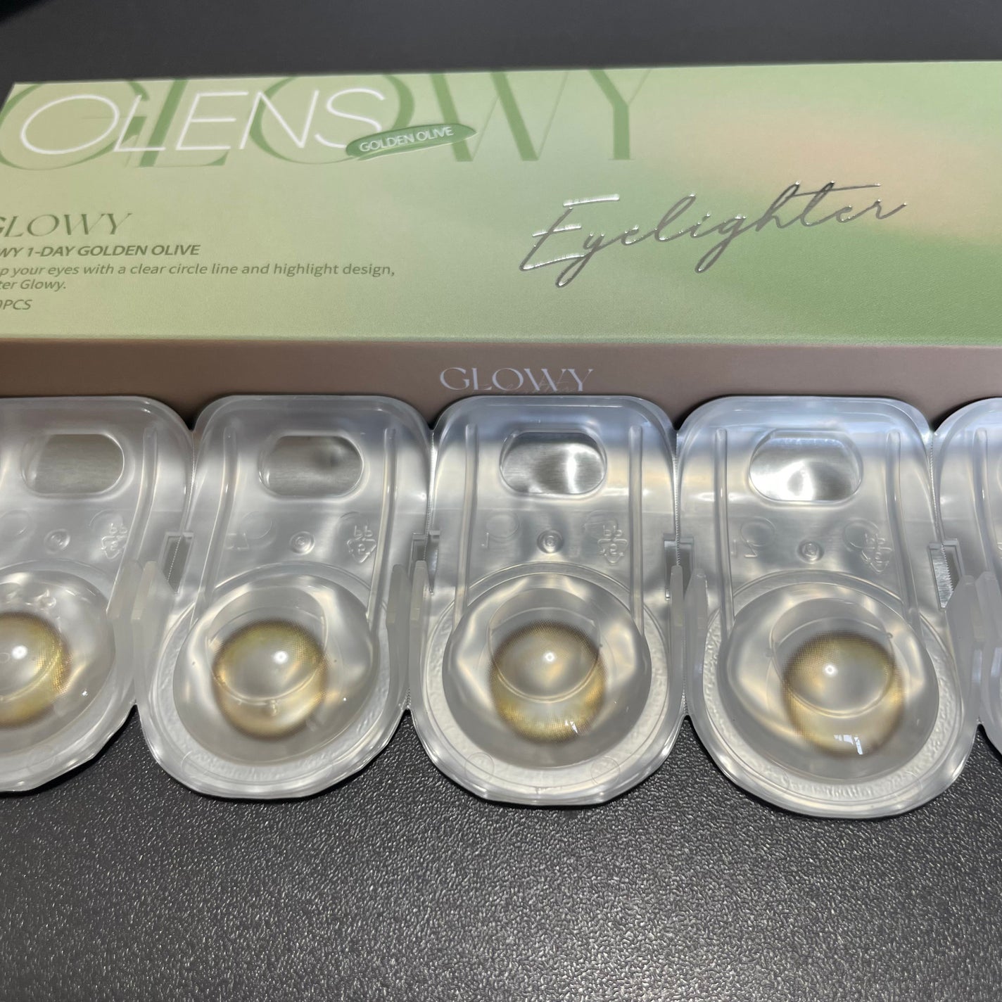 Glowy 1day/OLENS/ワンデー(1DAY)カラコンを使ったクチコミ(4枚目)