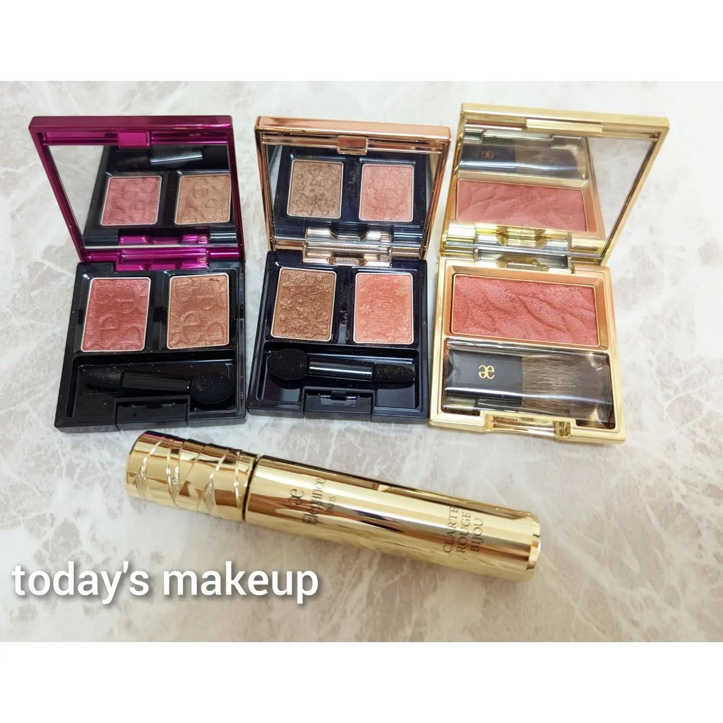 コフレ ルミエール ドゥース/Elégance/メイクアップキットを使ったクチコミ(4枚目)