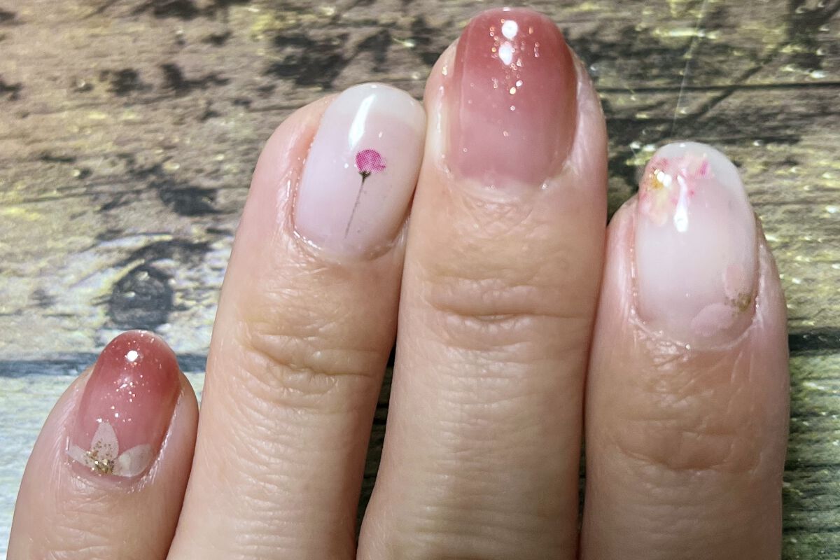 ジェルネイル（ライト対応）/セリア/ジェルネイルを使ったクチコミ（3枚目）