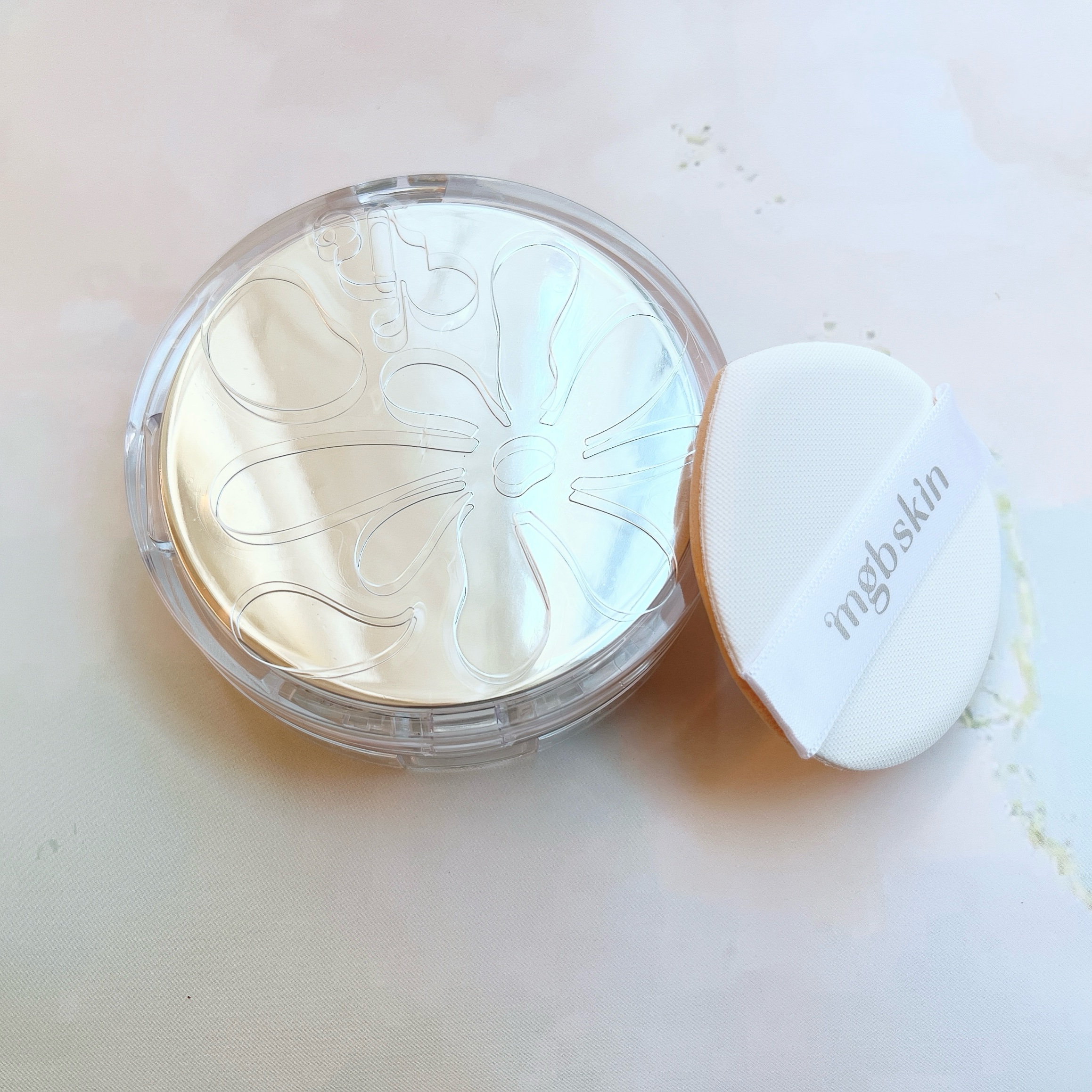 mgb skin グロウ サン クッションのクチコミ「megood beauty(@megood__beauty )の
GLOW SUN CUSHI.....」（2枚目）