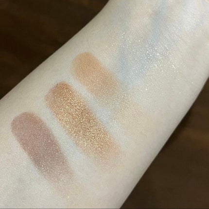 シグニチャー カラー アイズ 03 光暮 -HIKARIGURE/SUQQU/アイシャドウパレットを使ったクチコミ(3枚目)