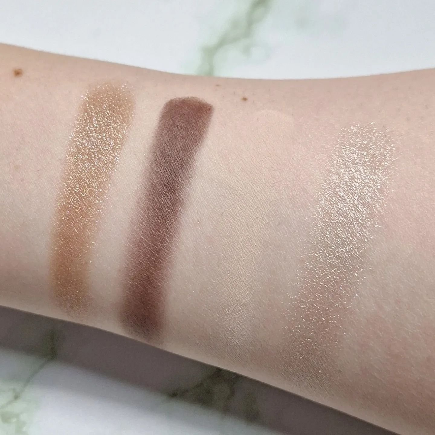 TOM FORD SOLEIL アイシャドウパレット 限定アイシャドウパレット】ソレイユ アイ カラー クォード｜TOM FORD