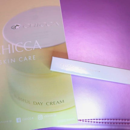 メスメリック グラスリップオイル/CHICCA/リップグロスを使ったクチコミ(2枚目)